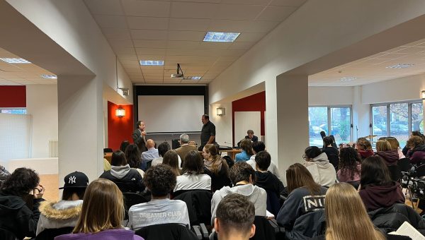 straniero-sirinanni-scuole-202512